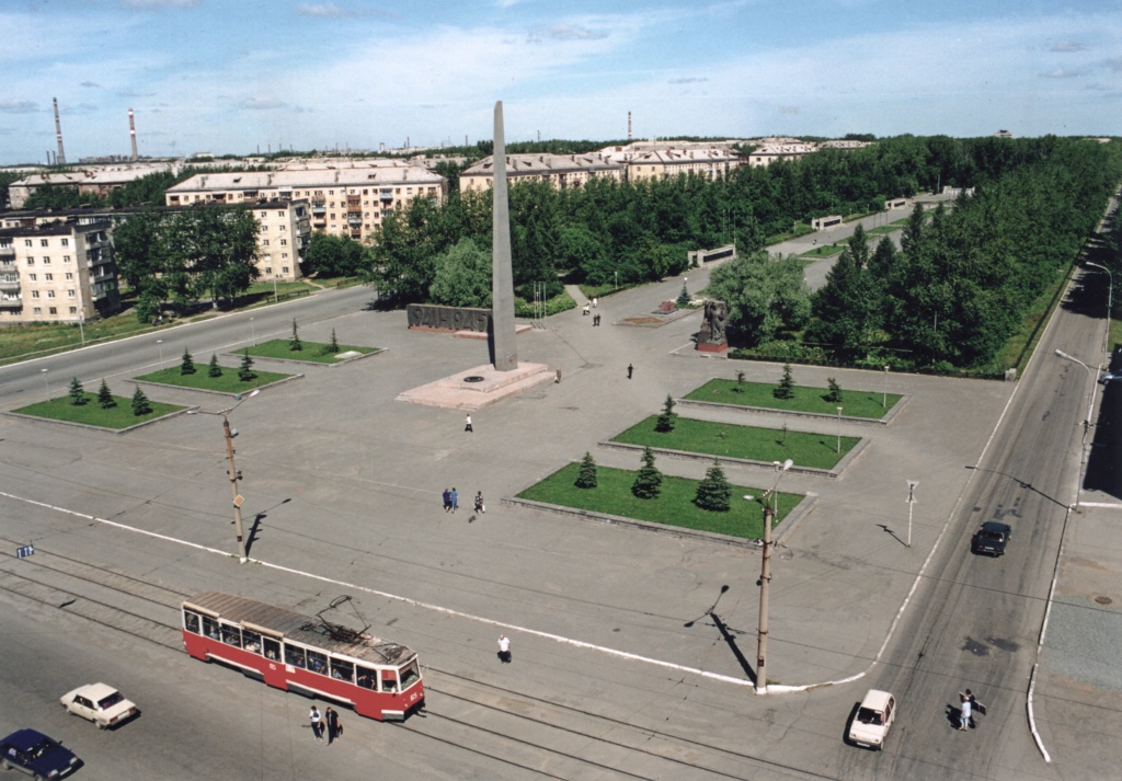 6. Площадь Славы. 2003 г..jpg