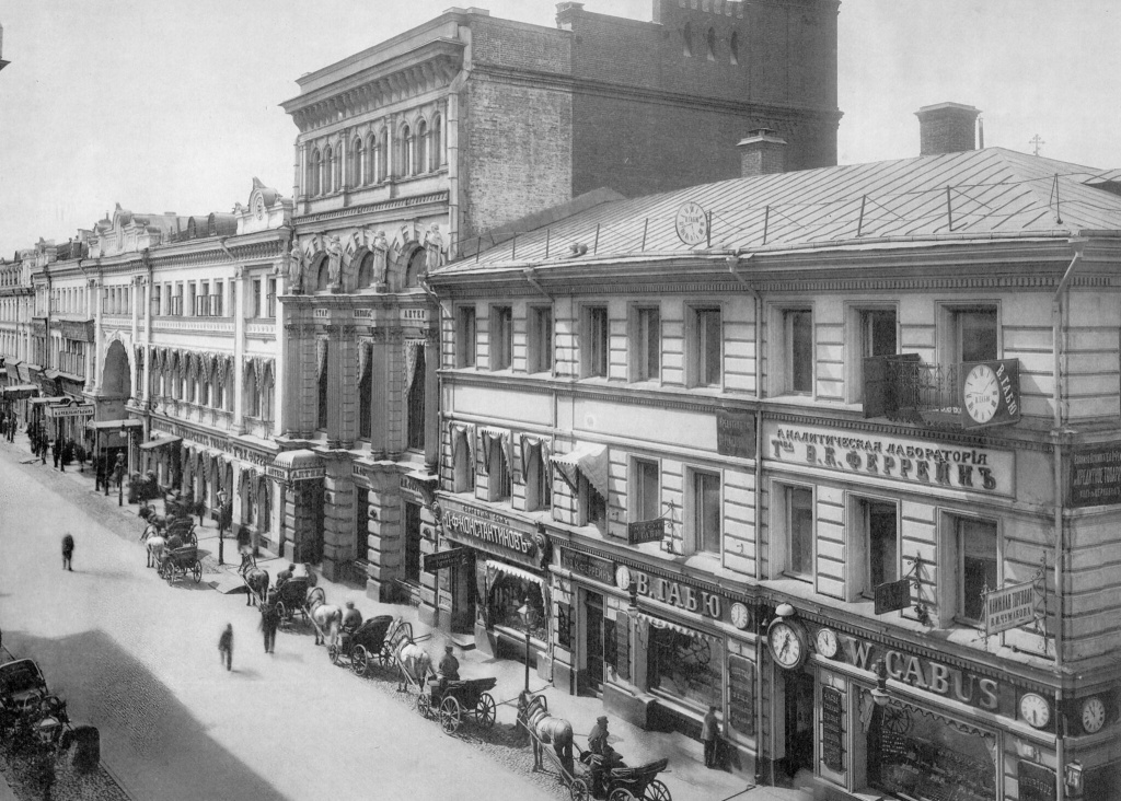 6. Вид на здания Феррейн В.К.,1900-е годы, интернет-ресурсы..jpg