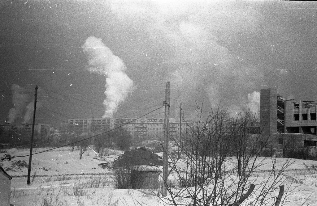 НВ-21650-239. Негатив. Строительство Дворца пионеров. 04.03.1985 г. Фото Б.Н. Шилов.jpg