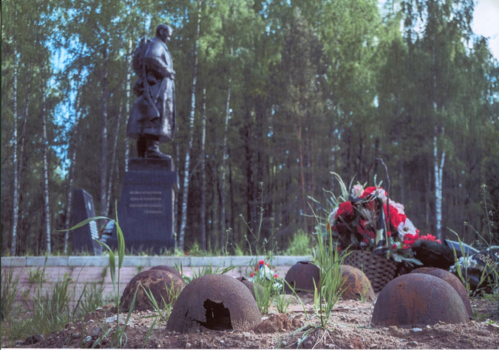 Мемориальный комплекс Гнездиловская высота (с. Павлиново Спас-Деменского района Калужской области). Август 2022 г..jpg